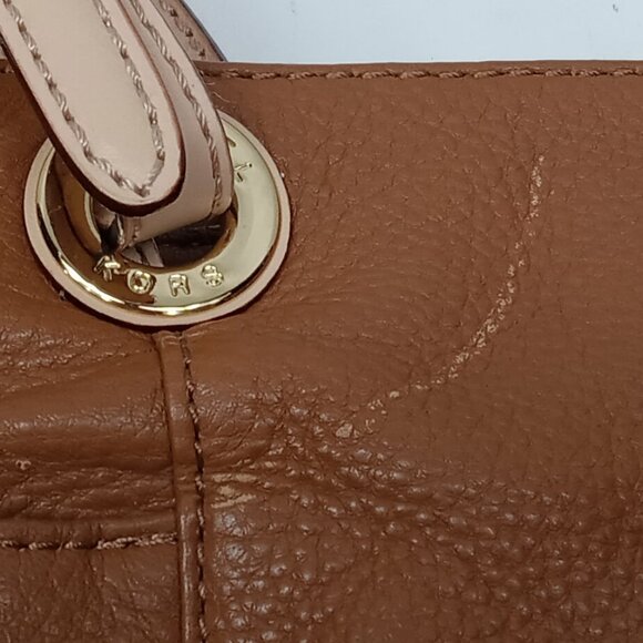 Michael Kors Jet Set Tan Tote Bag - Picture 8 of 14